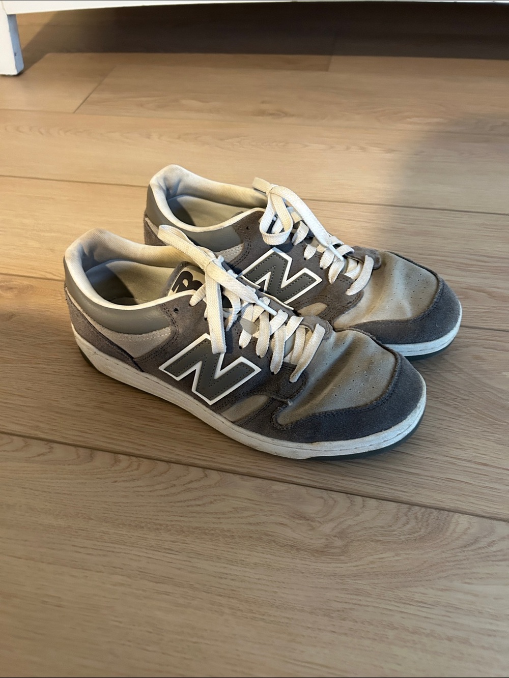 New Balance 480 Men’s Gray and White Suede Lace-Up Sneakers
